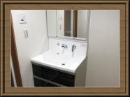 �h�l�E�a���@����